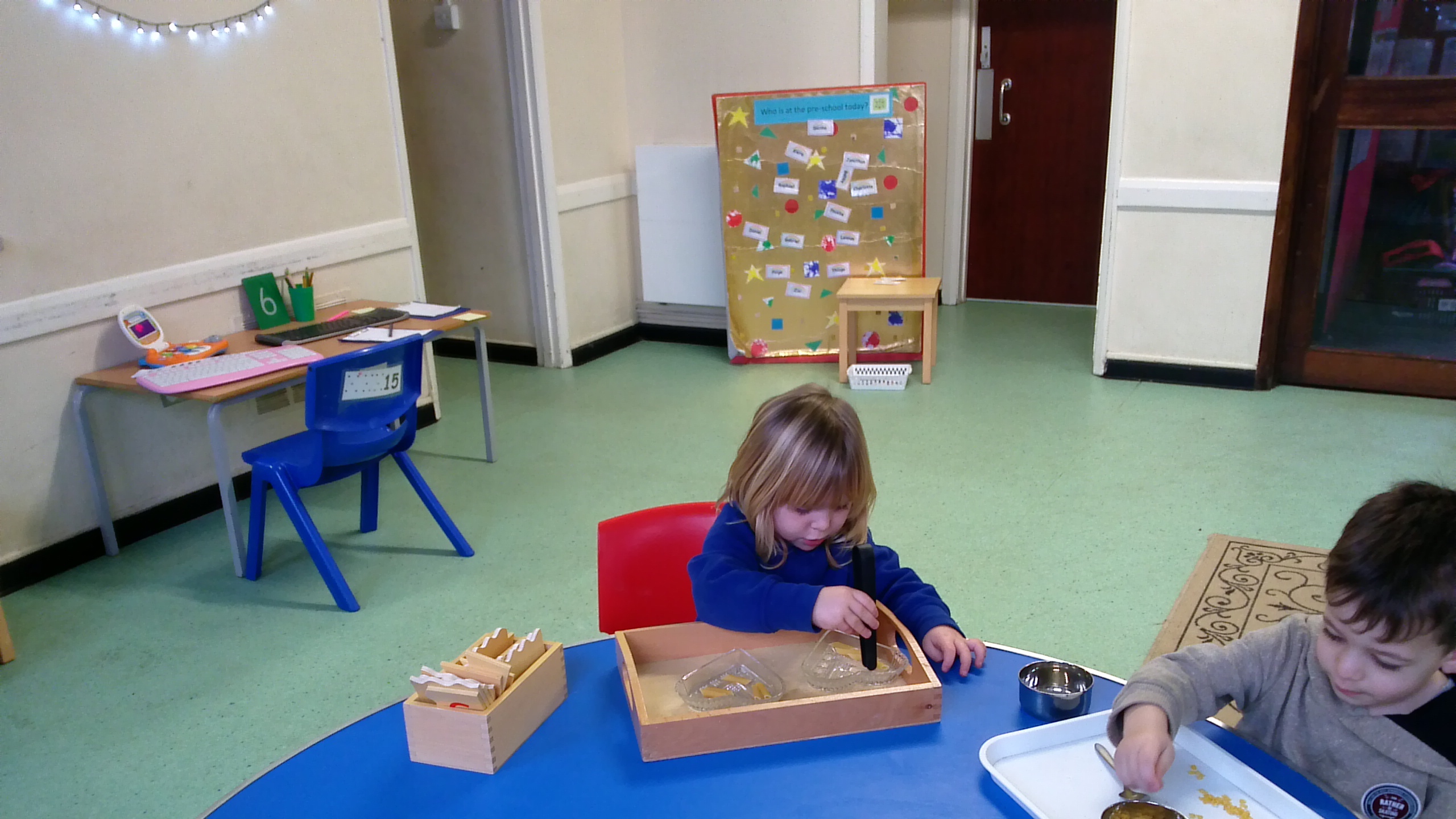 Montessori - Everyday Living